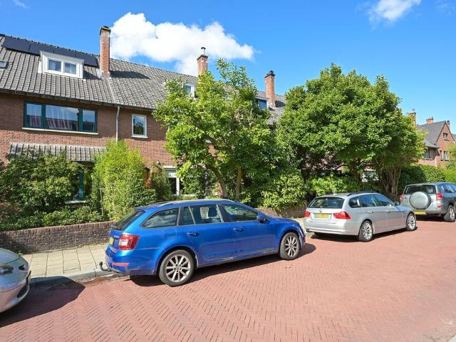 Eengezinswoning, tussenwoning te huur in Den Haag