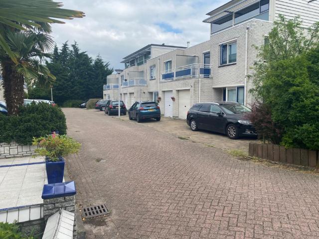 Eengezinswoning, tussenwoning te huur in Den Haag