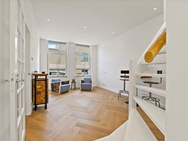 Eengezinswoning, Tussenwoning te huur in Den Haag