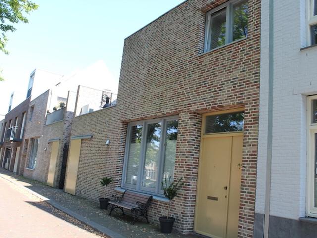 Eengezinswoning, tussenwoning te huur in Den Helder