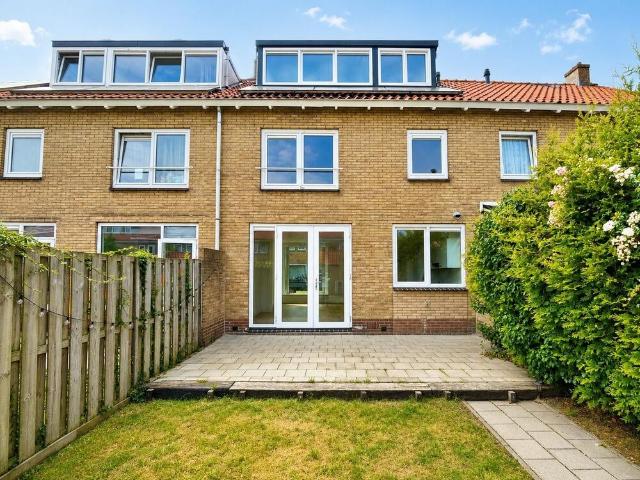 Eengezinswoning, tussenwoning te huur in Diemen