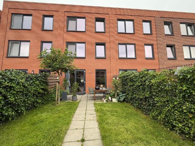 Eengezinswoning, tussenwoning te huur in Hengelo Ov