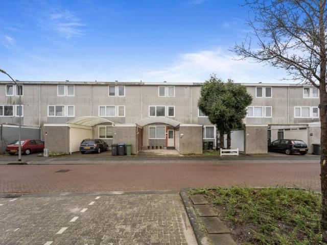 Eengezinswoning, tussenwoning te huur in Lelystad
