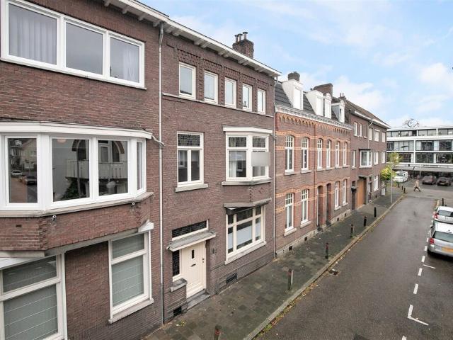 Eengezinswoning, tussenwoning te huur in Maastricht