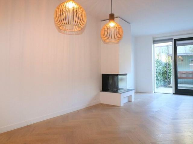 Eengezinswoning, tussenwoning te huur in Rotterdam