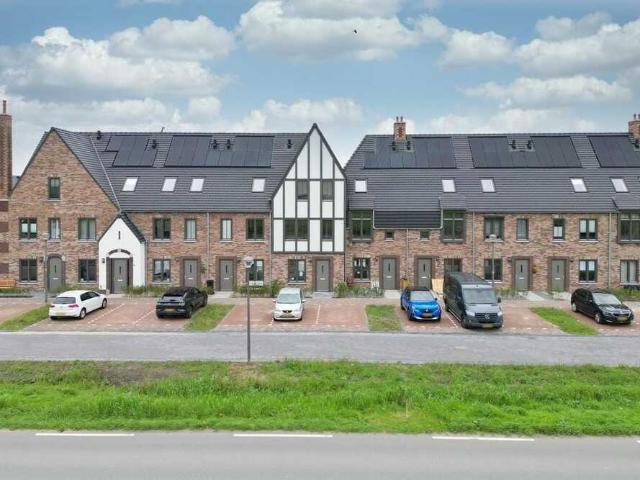 Eengezinswoning, tussenwoning te huur in Waddinxveen
