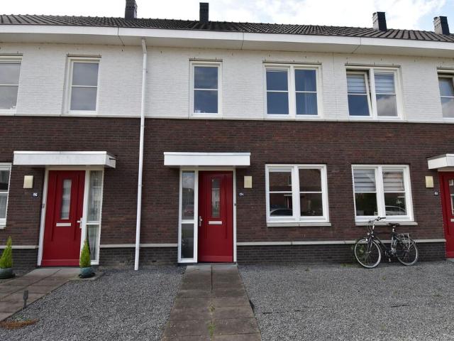 Eengezinswoning, tussenwoning te huur in Tiel