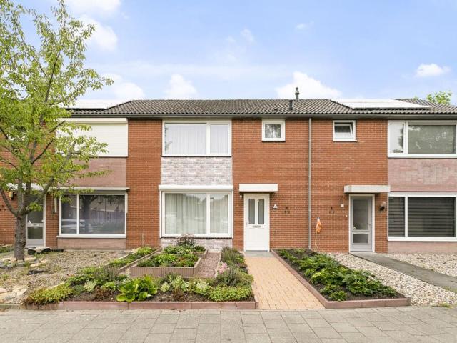 Eengezinswoning, tussenwoning te huur in Vogelwaarde