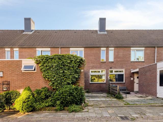 Eengezinswoning, tussenwoning te huur in Vlaardingen