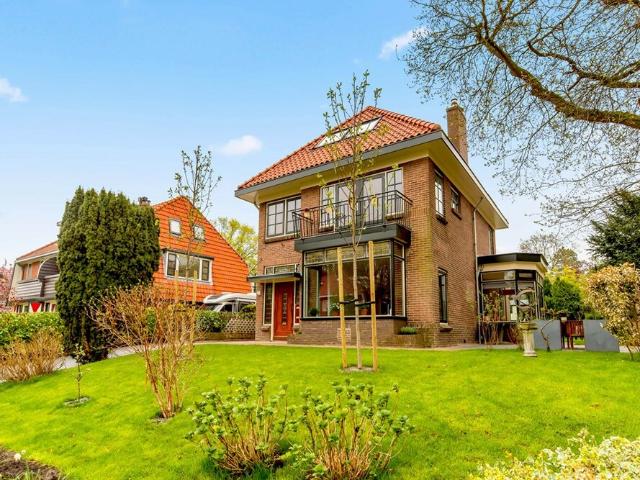 Eengezinswoning, vrijstaande woning te huur in Santpoort Zuid