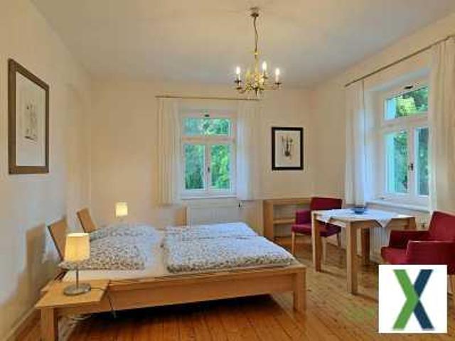 EF0604_M Dresden: Kleinzschachwitz, möbliertes 2 Zimmer Apartment in einer exklusiven Villa mit Parkanlage an der Elbe