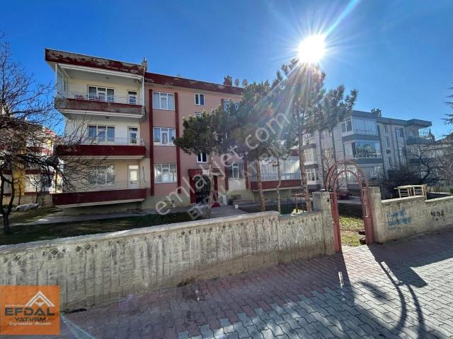 Efdal'den Kosova Mahallesinde Satılık 3+1 130m2 Arakat Daire
