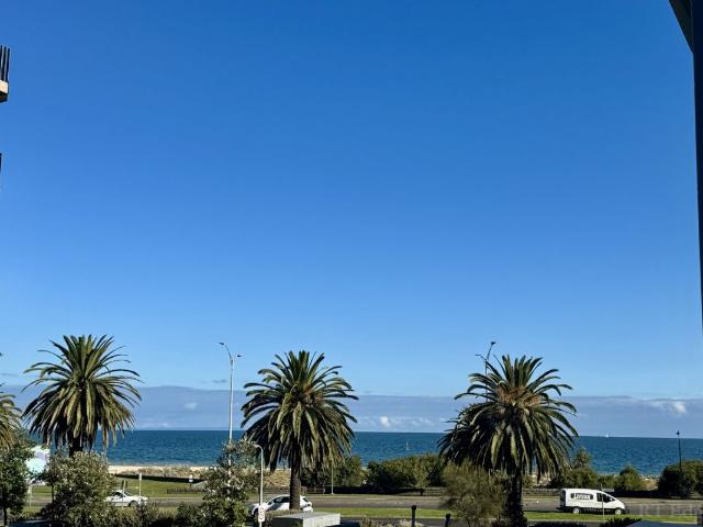 Effortless Beachside Living with World Class Facilities