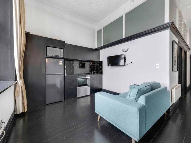 Effortless City Living Well Situated 2 Bedroom Apartment