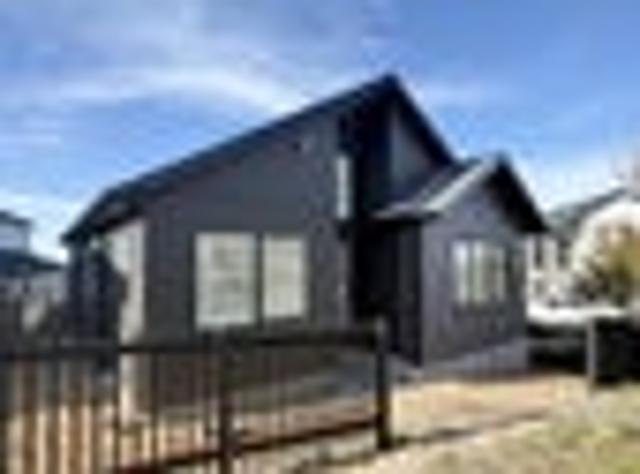 Effortless Coastal Living in Orewa