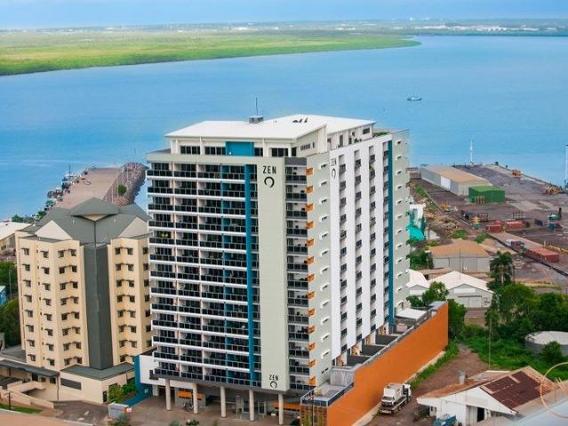 Effortless elegance in prestigious location!