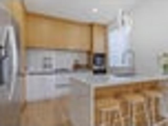 Freehold, Standalone—Priced To Sell!