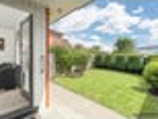 Effortless living in Prime Roslyn