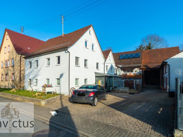 EFH in Apfelbach: Platz, Freiheit und noch mehr Platz sowie Gestaltungsmöglichkeiten ohne Ende!