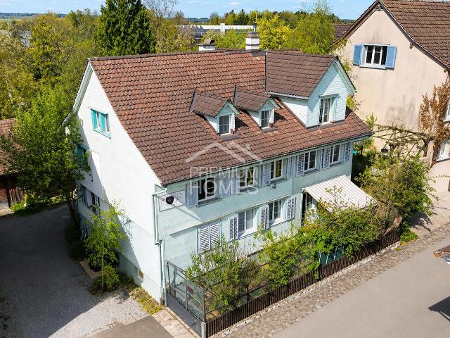 EFH mit Einliegerwohnung & Wellnessbereich 4.5% Rendite möglich