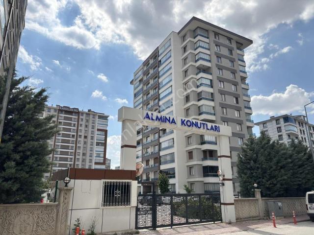 Şefikcan Parkı Yakını Site İçi Giyinme Odalı Şık Ve Ferah 3+1!