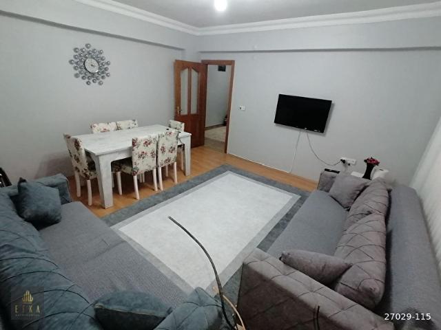EFKA'DAN YENİBOSNA MERKEZ CAMİİSİNE YAKIN SATILIK 17 YILLIK BİNADA 2+1 105 m2 GÜNEY CEPHE DAİRE