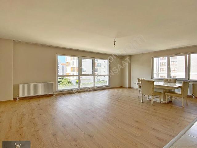 Ekşioğlu'nda Site İçi Güvenlikli 1+1 Kiralık Daire