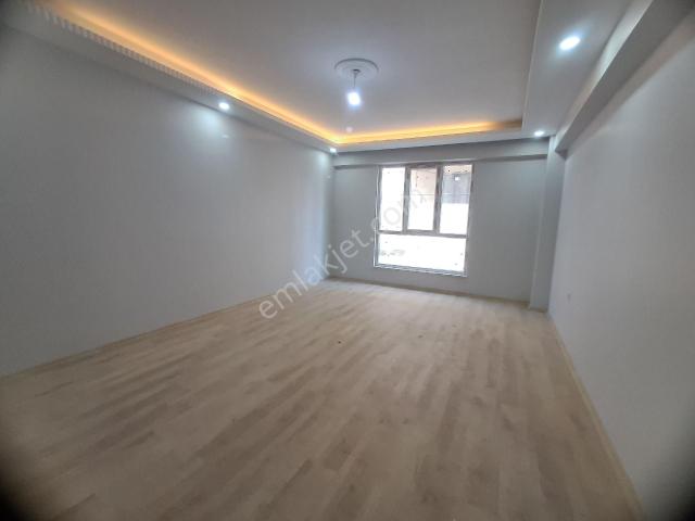 Ekşioglundan Tekirdağ Süleymanpaşa Çiflikönü Mah Satılık 3+1 Daire