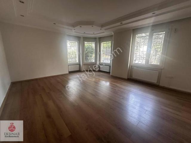 Ekşinar Gym'den Floryanın Merkezinde 3+1 Kiralık Giriş Kat Daire