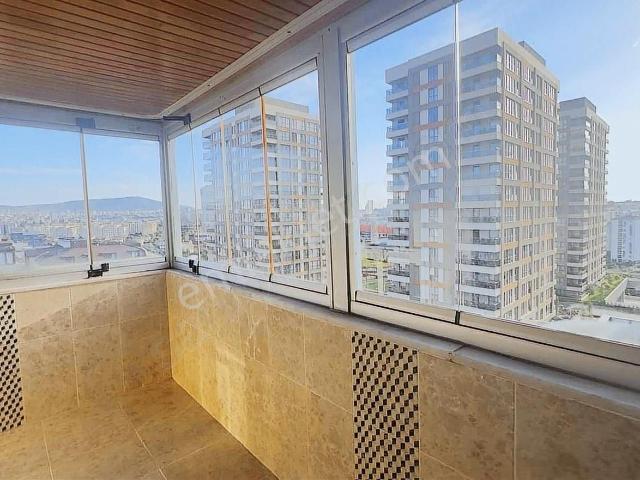 Çekmeköy M.akif Mh Metro'ya 5dk Satılık 5+2/220m2 Çatı Dubleks