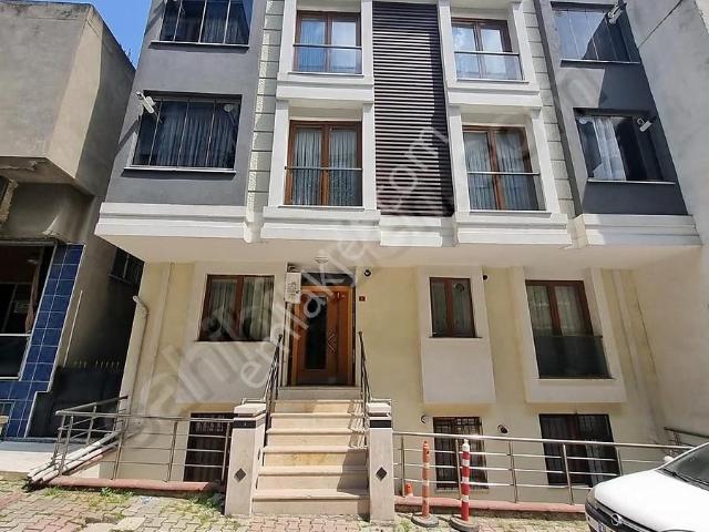 Çekmeköy Mehmet Akif Mh Kiralık 2+1 Daire