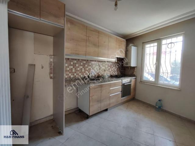 Çekmeköy Merkez Mahallesi 2+1 Kiralık Daire