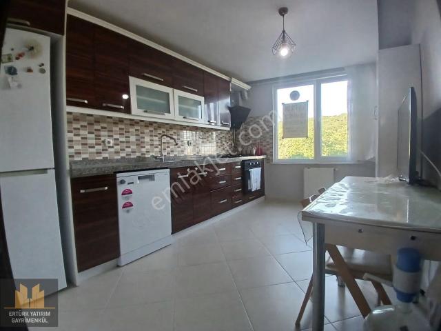 Çekmeköy Merkez Mh De Doğa Manzaralı 3+1 110m2