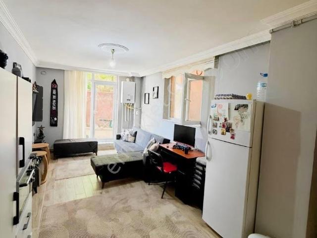 Çekmeköy Merkez Mh.de Kiralık Bahçe Kullanımlı 1+1 Daire