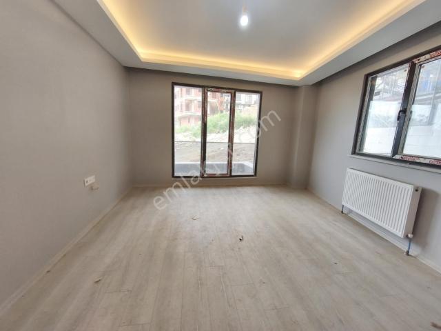 Çekmeköy Orman Yanı Sıfır İskanlı Ara Kat 2+1 Satılık