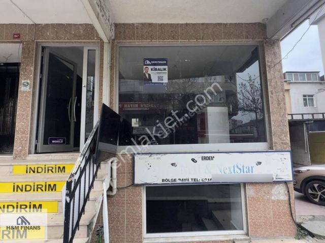 Çekmeköy Şahinbey Caddesinde 90 M2 Prestijli Kiralık Dükkan