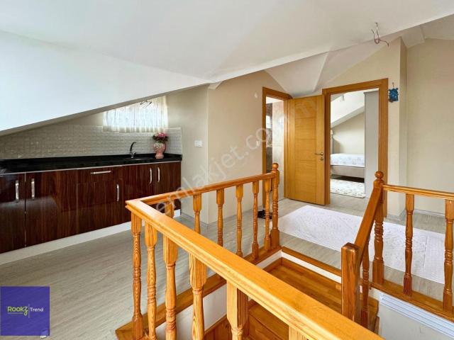 Çekmeköy Alemdağda Satılık 4+2 Teraslı Dubleks Daire