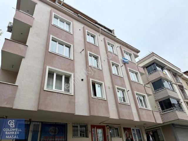 Çekmeköy Çamlık Mah.5+2 Üst Dubleks Daire Yeni Sahibini Bekliyor