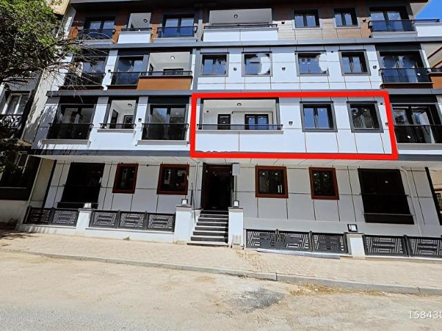 ÇEKMEKÖY ÇAMLIK MAH.GENİŞ 2+1 METROYA 600 M MESAFEDE ARA KAT