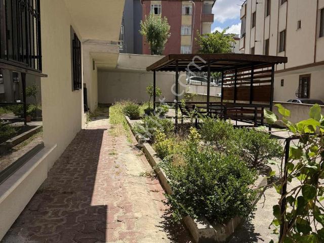 Çekmeköy Cumhuriyet Mah'satılık 1+1 Fırsat Daire