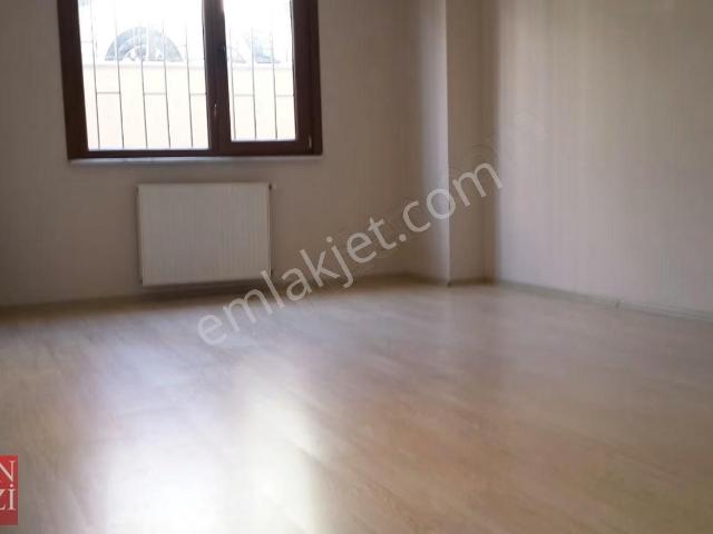 Çekmeköy Hamidiye Mah.'de Önü Açık Ferah Kullanışlı 2+1 Kiralık