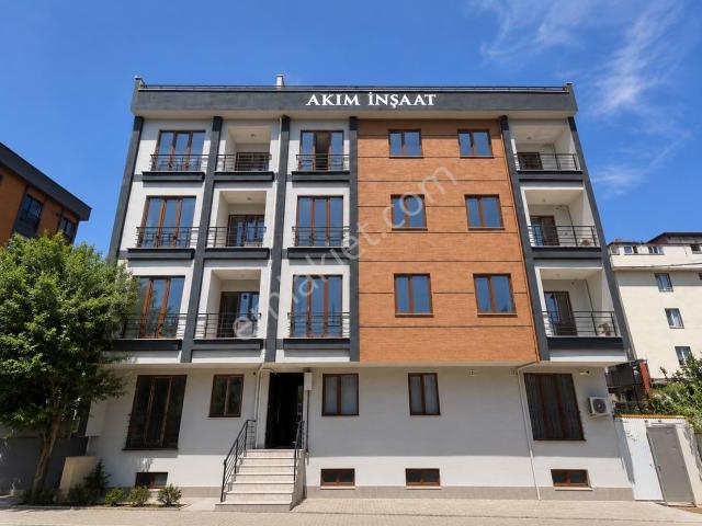Çekmeköy Kiralık 2+1 Bahçe Katı Yerden Isıtmalı Ferah Daire