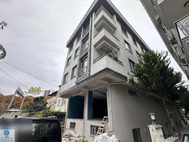 Çekmeköy Satılık 3+1 Sıfır K.otoparklı Geniş Daire Videolu İlan