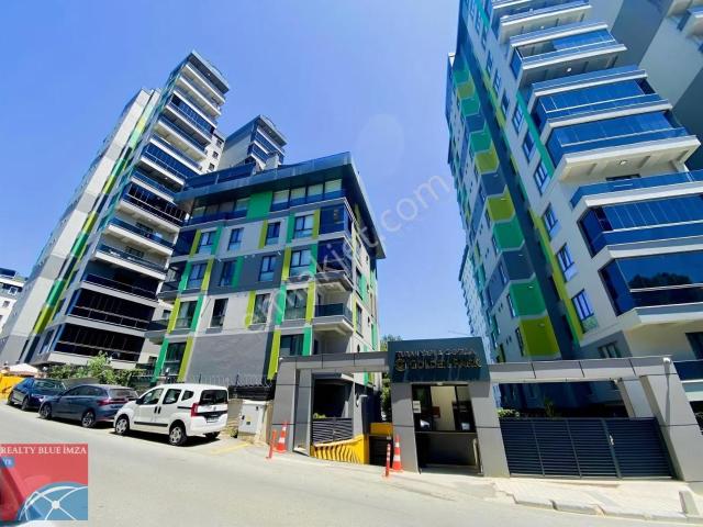 Çekmeköy Site İçi Manzaralı Şömineli 3+1 Loft Sıfır Daire