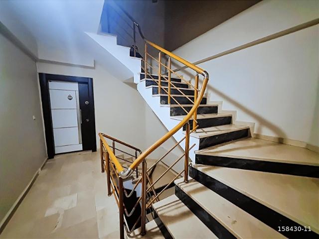 ÇEKMEKÖY TAŞDELEN CUMHURİYET MAH.SATILIK GENİŞ 2+1 ARA KAT DAİRE