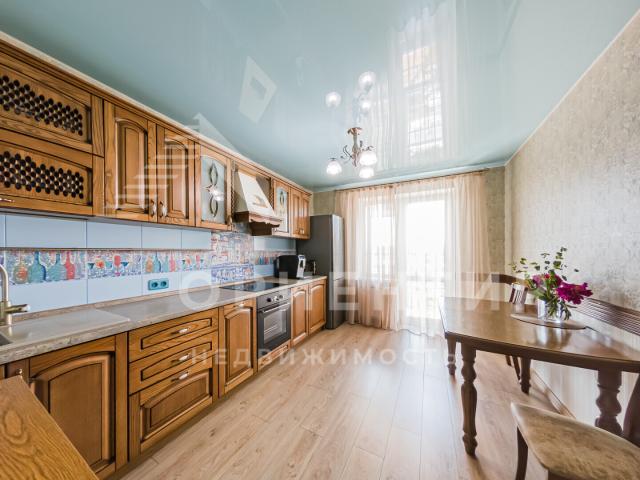 Екатеринбург, Верхне Исетский, Юмашева ул,1