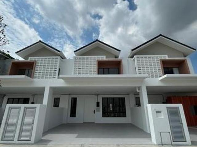 Eka Heights 22x70 Freehold Gated Guarded 0 Downpayment