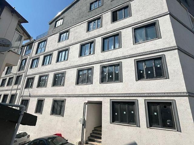 ÇEKİRGE'DE PRESTİJLİ KONUMDA GENİŞ VE FERAH 4+1 SATILIK DAİRE!