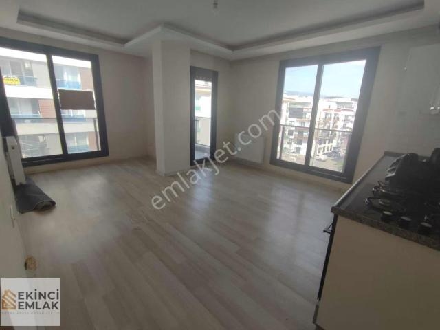 Ekinci Emlak'tan Buca Adatepe Mah.1+1 48m2 Arakat