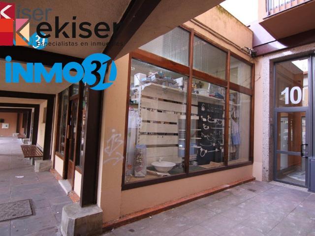 EKISER VENDE ESTE LOCAL COMERCIAL EN LA CALLE MÁS COMERCIAL DE VILLAVA